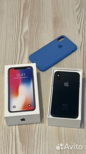 iPhone X, 256 ГБ
