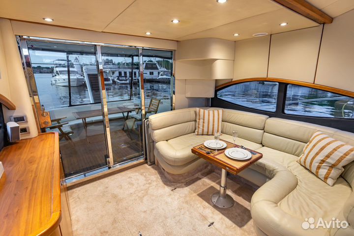 Аренда яхты Sunseeker в Москве (11 гостей)