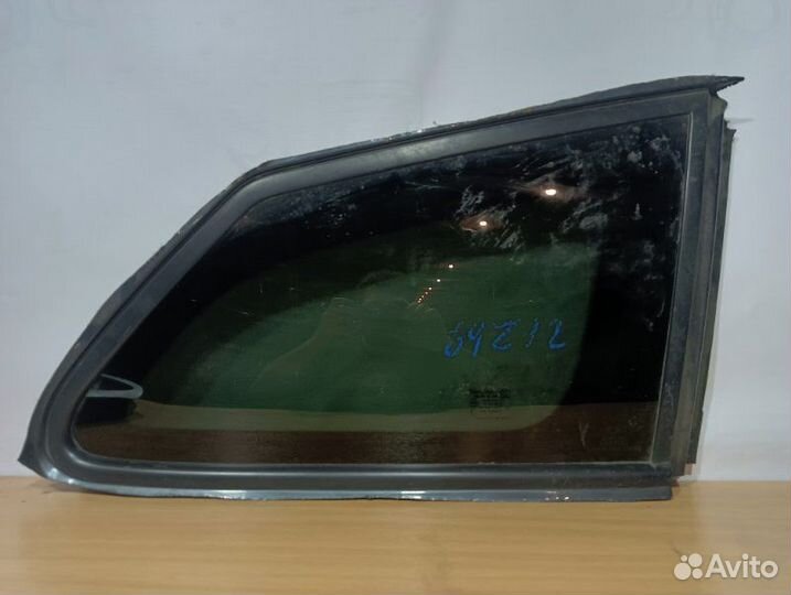 Стекло глухое заднее правое Ssangyong Kyron 2