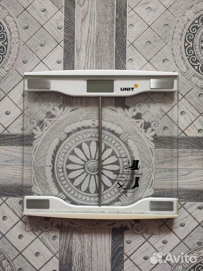 Весы напольные электронные