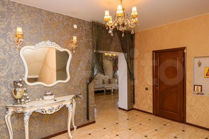 Дом 280 м² на участке 15 сот.