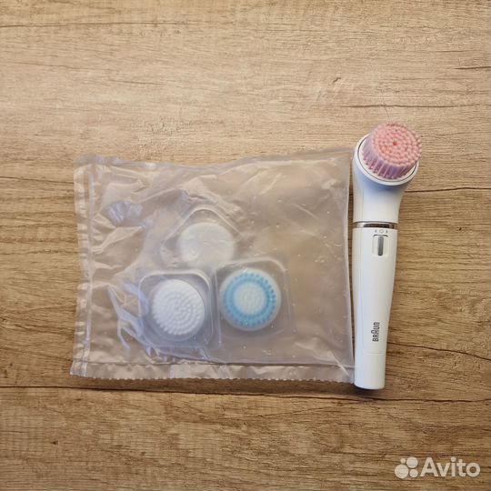 Щёточка по уходу за лицом FaceSpa Braun