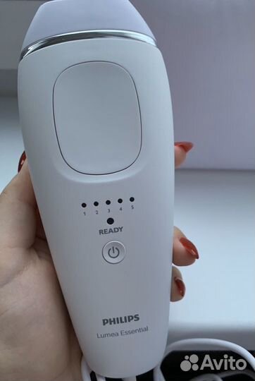 Фотоэпилятор Philips BRI863 Lumea Essential