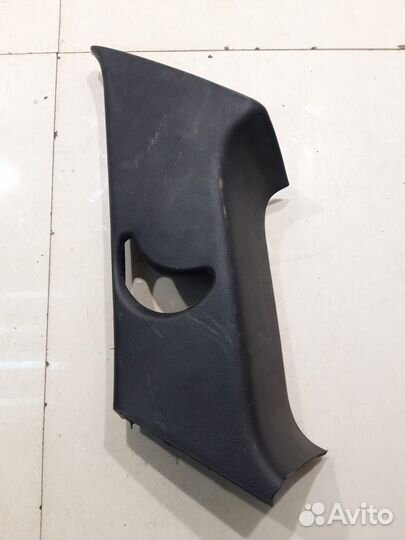 Накладка салона (задняя, правая) (Hyundai Tucson)