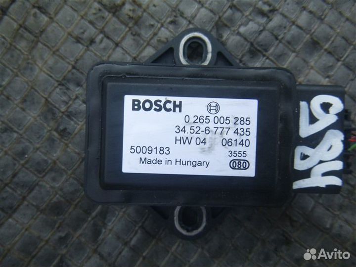 Датчик ускорения Bmw 740I E65 N62B40 2006