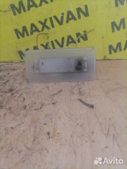 Плафон салонный Ford Transit 2.4L 2006