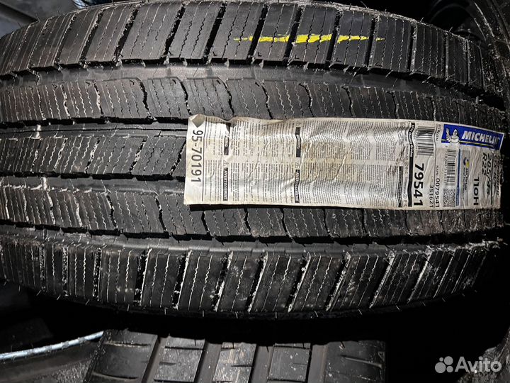 Michelin Defender LTX M/S 285/45 R22