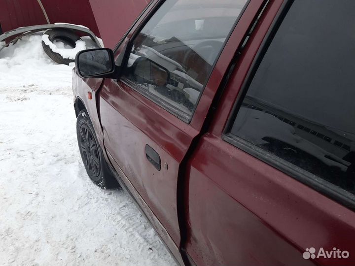 Передняя левая дверь Skoda Felicia