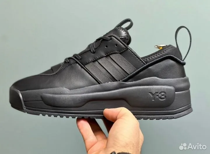 Новый Кроссовки Adidas Y3