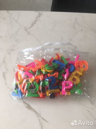 Мольберт двухсторонний с магнитными буквами