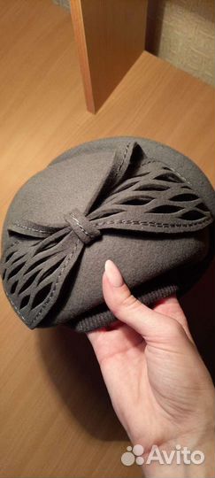 Шляпа-берет фетровая женская с бантиком из февраля