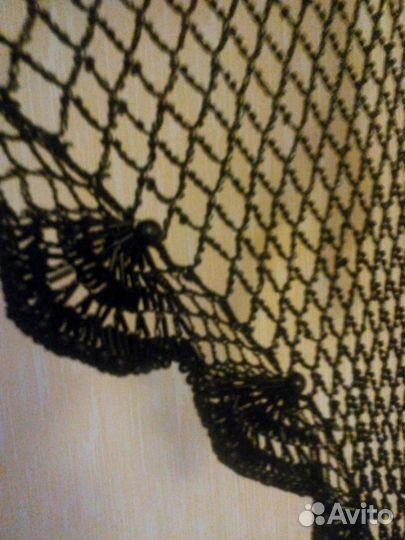 Плетенная шаль из бисера