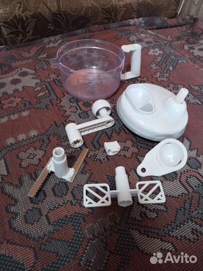 Измельчитель миксер ручной кухонный