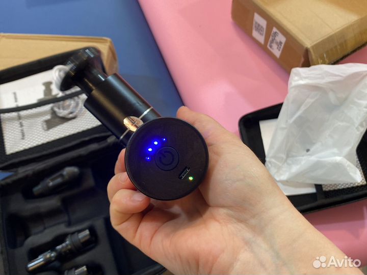 Мощный ударный пистолет массажер