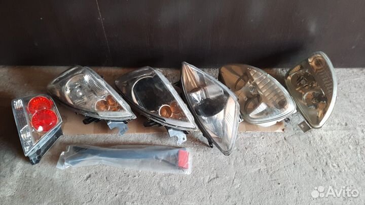 Фары на mitsubishi lancer 9