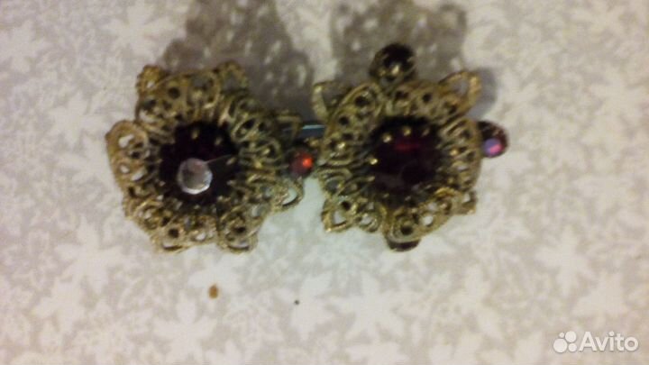 Броши разные