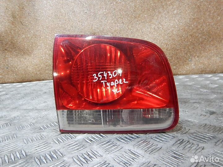 Фонарь задний внутренний левый, Volkswagen (Фолькс