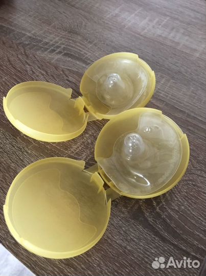 Накладки на грудь medela