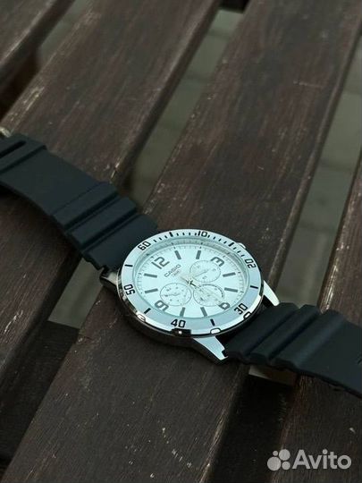 Часы casio мужсике mtp-vd300-7b