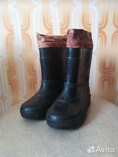 Резиновые сапоги