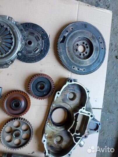 Двигатель по частям Ока 11113