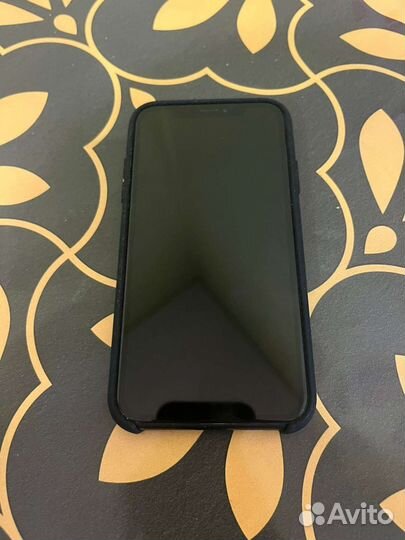 Телефон iPhone xr