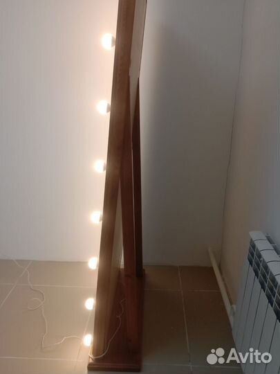 Гримерное зеркало с лампочками бу