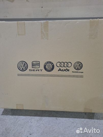 Крепление для запасного колеса Volkswagen Crafter