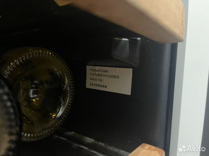 Винный шкаф Vestfrost Solutions W 32