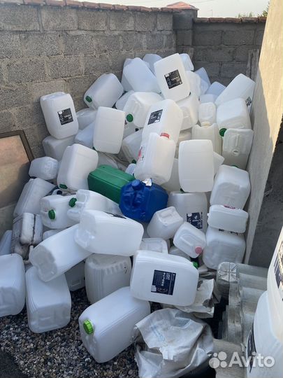 Канистра пластиковая 20 литров