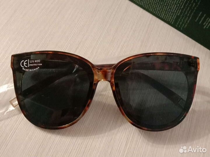 Солнцезащитные очки женские новые