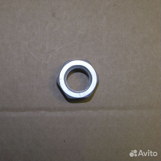 Гайка М 18*1,5 (Н15 S27) (белзан)