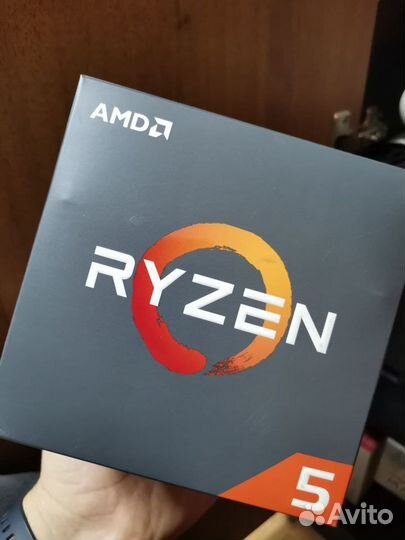 Процессор AMD Ryzen 5 2600X BOX (с кулером)