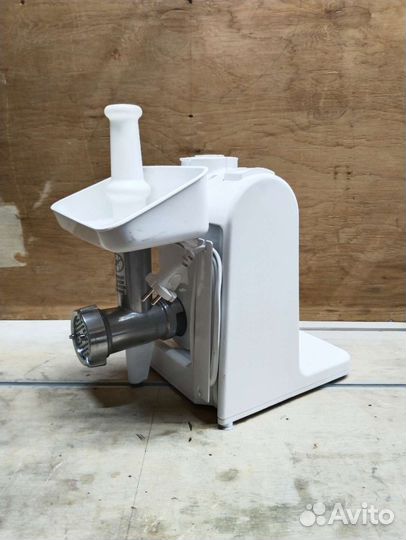 Кухонный комбайн мясорубка Bosch MUM 4406