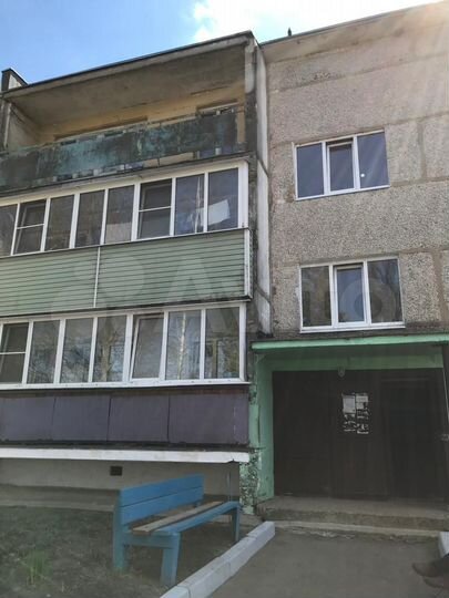 2-к. квартира, 52 м², 3/3 эт.