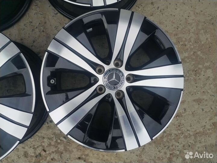 Диски новые R17 Mercedes c206