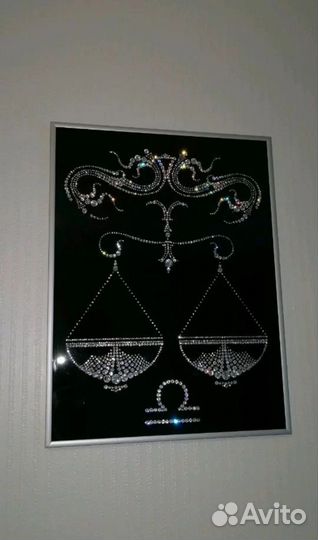 Картина сваровски весы