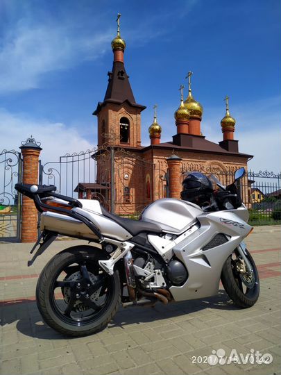 Хонда вфр800