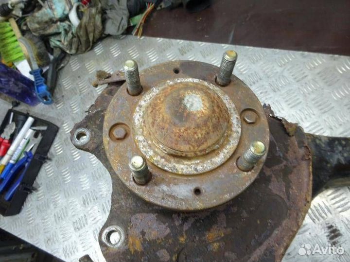 Рычаг задний левый Volvo V40 рест. 2002