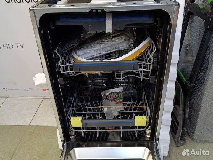 Новая посудомоечная машина 45 Electrolux EEA13100L