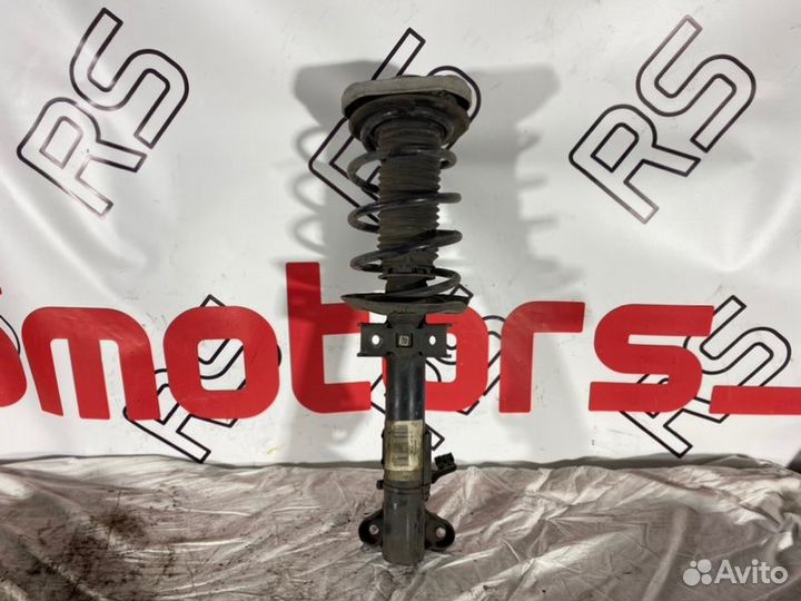 Амортизатор передний левый Mercedes-Benz E-Class