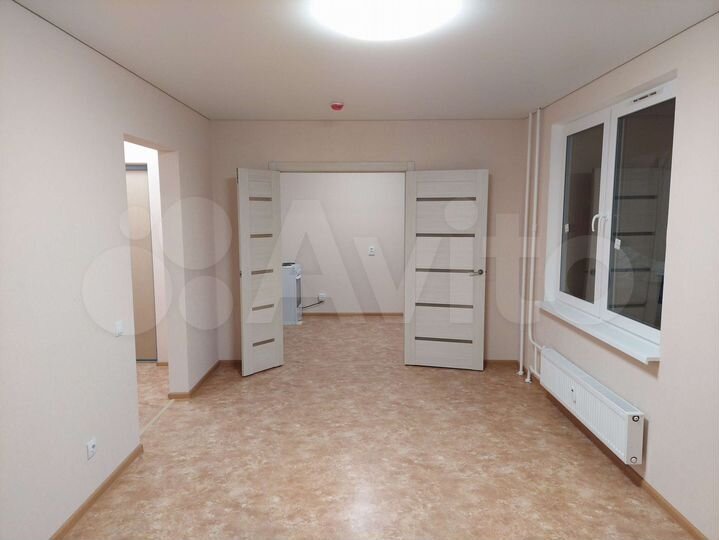 2-к. квартира, 46 м², 1/15 эт.