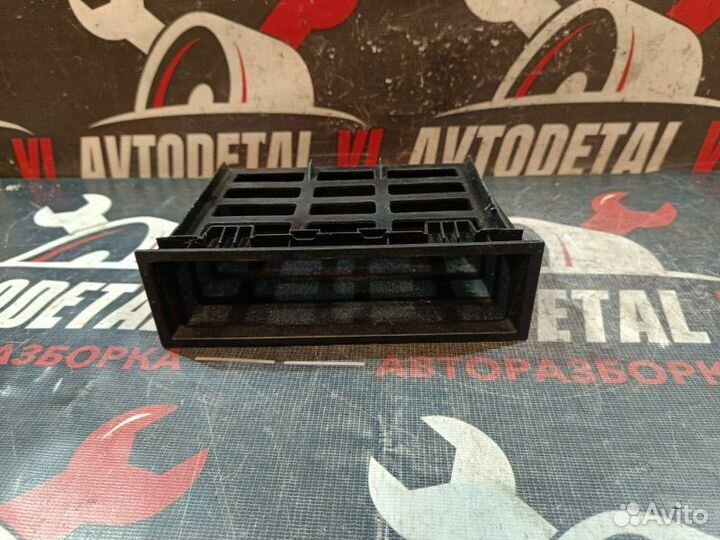 Ящик центральной консоли Skoda Octavia Tour седан