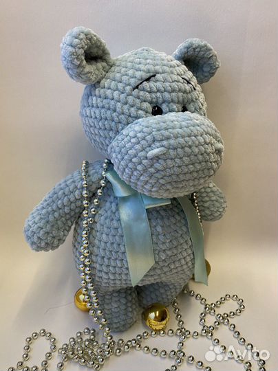 Вязаная мягкая игрушка Бегемот