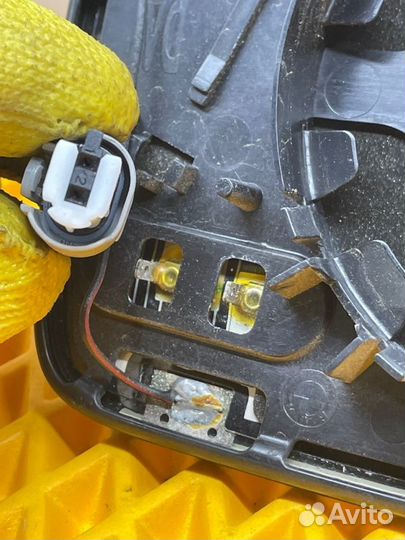 Зеркальный эл. с подогревом и затемн. правый Bmw