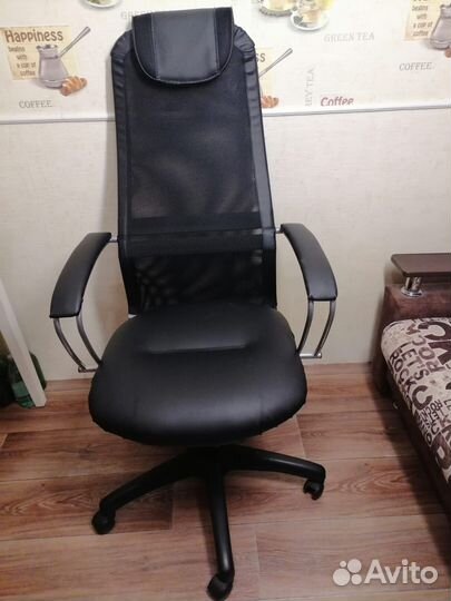 Компьютерное кресло