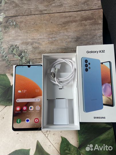 Samsung Galaxy A32, 4/64 ГБ