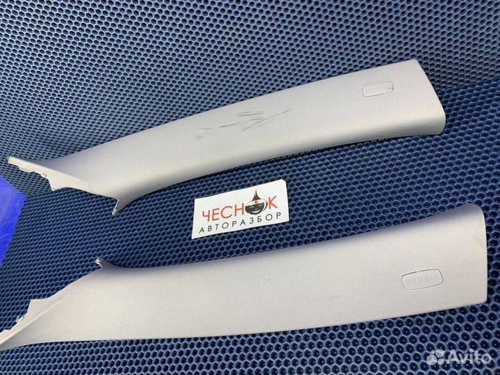 Обшивки передних стоек Volkswagen Touareg GP