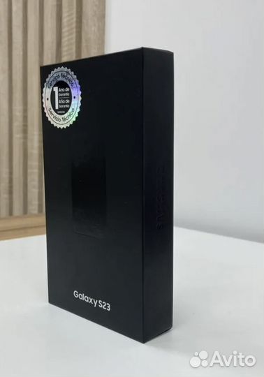Samsung Galaxy S23, 8/512 ГБ