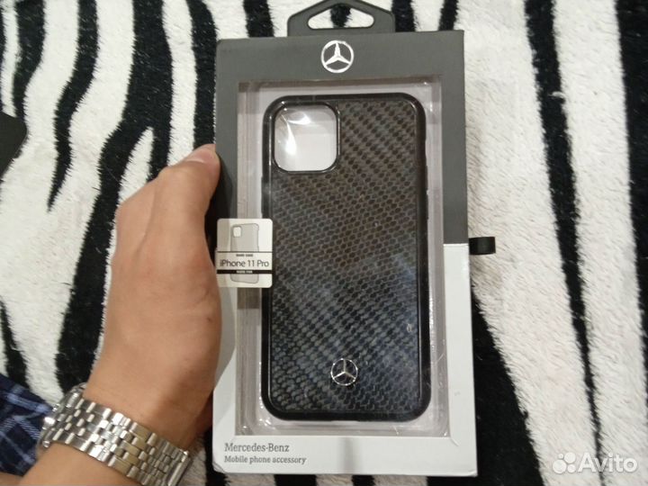 Чехол на iPhone 11 pro Mercedes Benz carbon